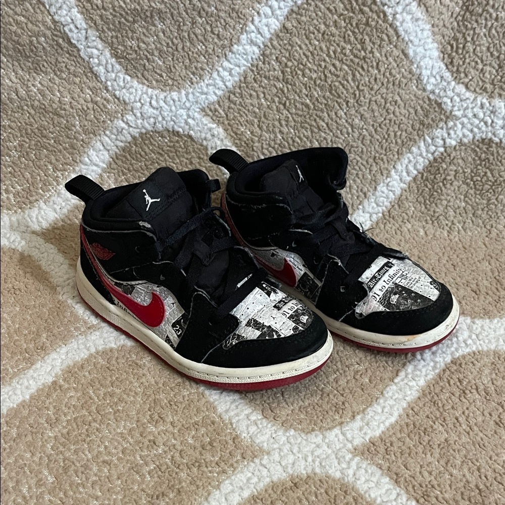 Jordan Toddler Sneaks - Picture 2 of 7